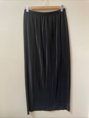 Black Pleated Maxi Skirt